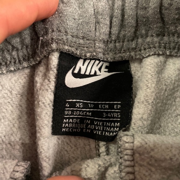 Nike Toddler Boys Sweatpants Joggers Gray Cotton Blend Size 4 XS 3-4 Years - Picture 3 of 6